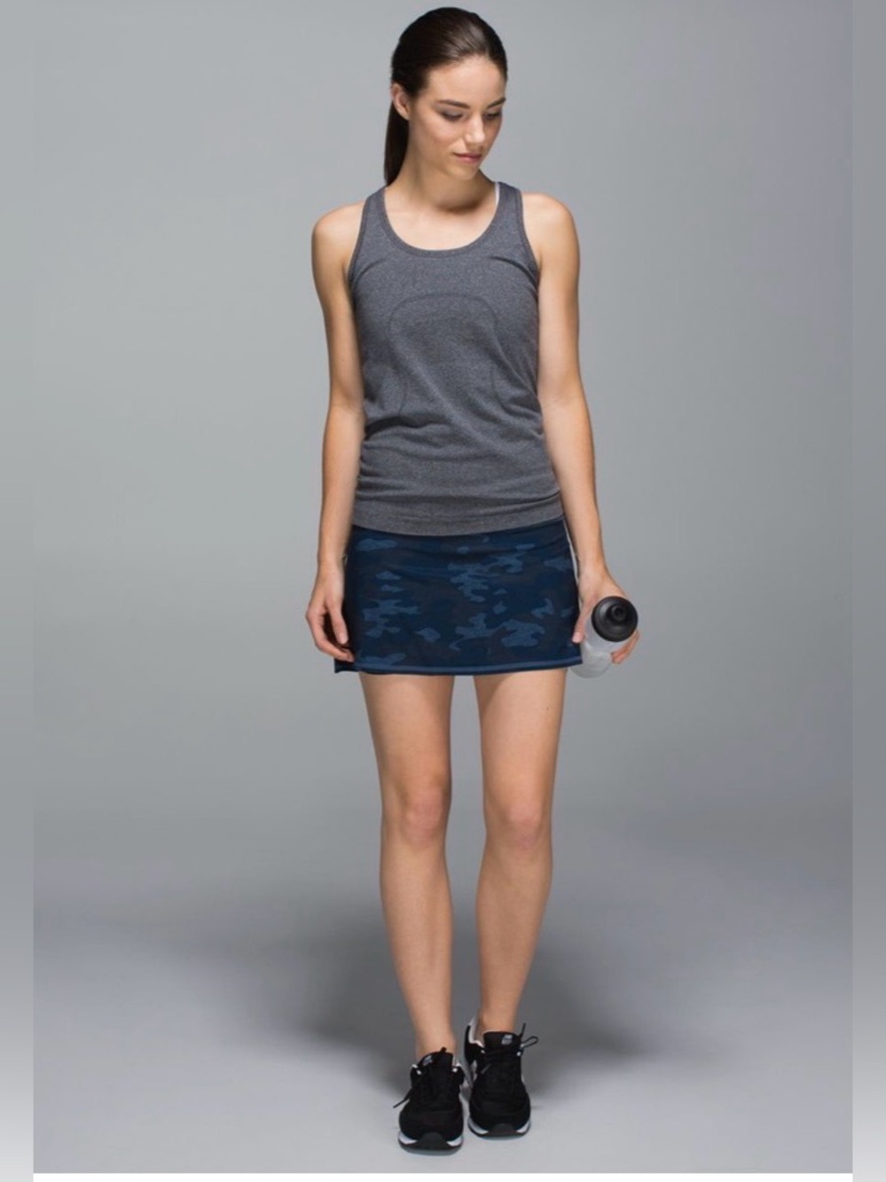 [Lululemon Run] Pace Setter Skirt 4-way Stretch (Regular) Sz: 6 Blue/Black - Picture 6 of 8